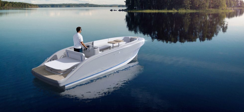 Eldriven daycruiser med skandinaviska linjer