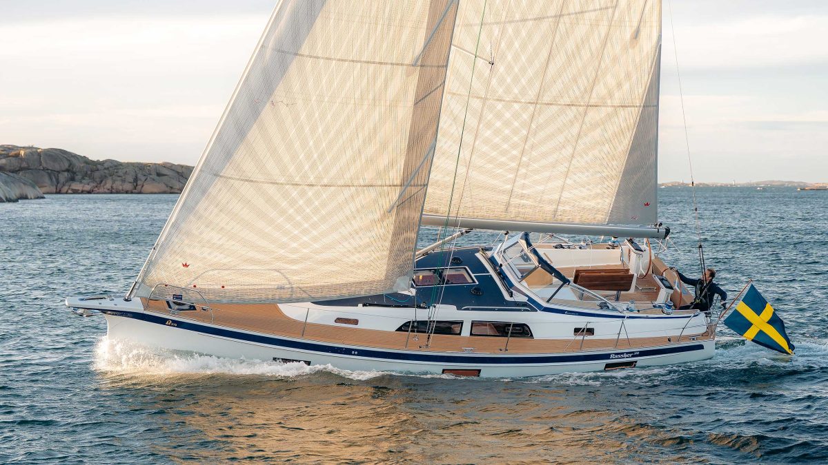 Ny Hallberg-Rassy 370 får premiär i Düsseldorf