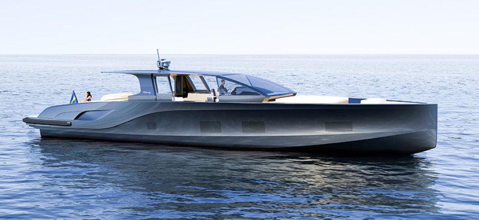 Största båten hittills från Windy i Västervik