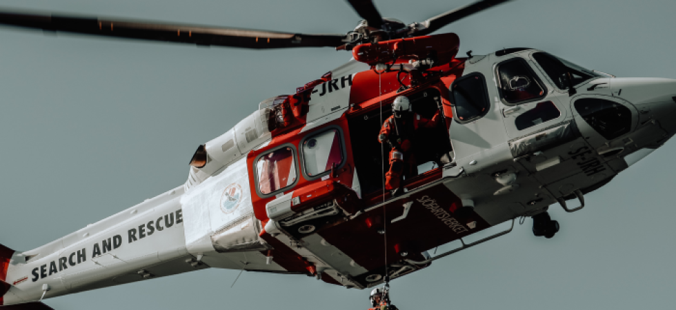 Extra helikopterbas när isläget försvårar för sjöräddningsbåtar