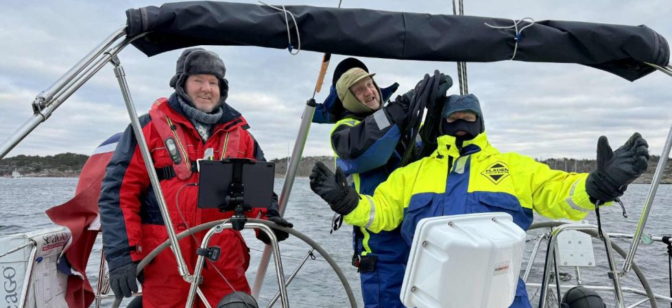 Vintersegling från Norge till Sverige – trots vinterkylan