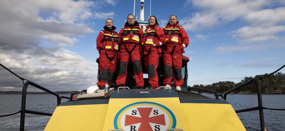 Räddade två liv i höststormen – utses till Årets sjöräddare