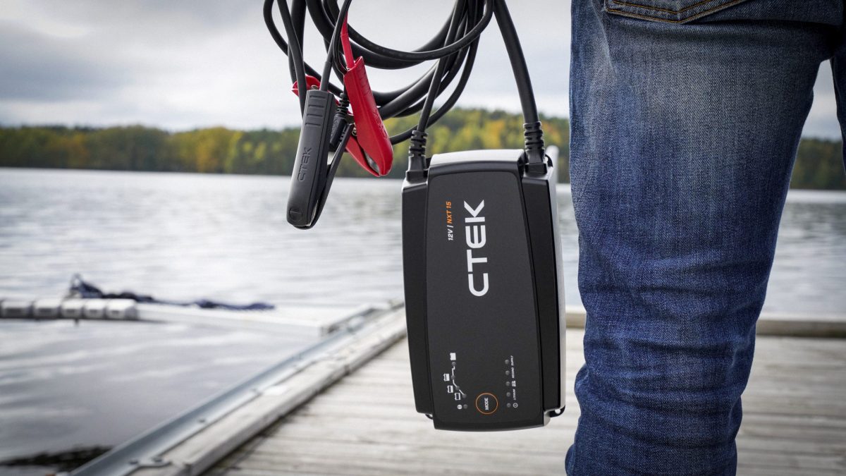 Ny undersökning: Motor och batteri är båtägarnas största bekymmer inför sjösättningen