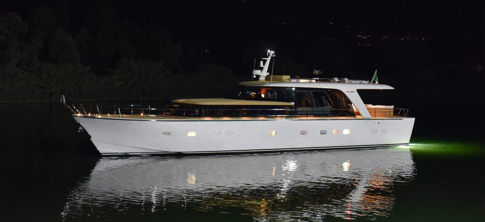 She: 1960-talsdesign kombinerad med hybriddrift